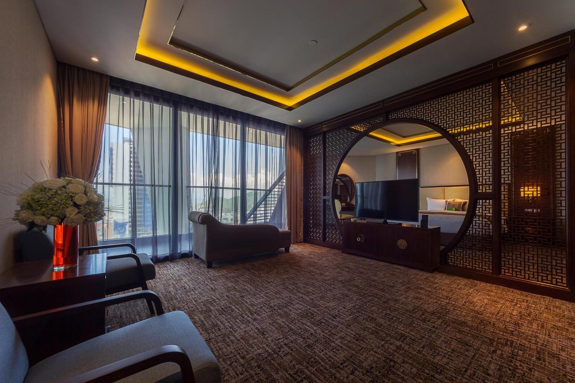 Boton Blue Hotel & Spa Nha Trang Exterior photo