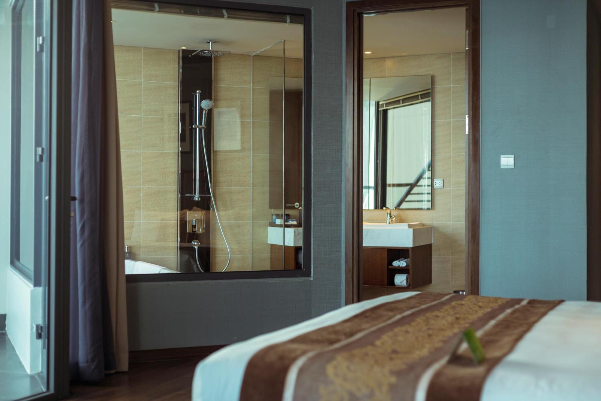 Boton Blue Hotel & Spa Nha Trang Exterior photo