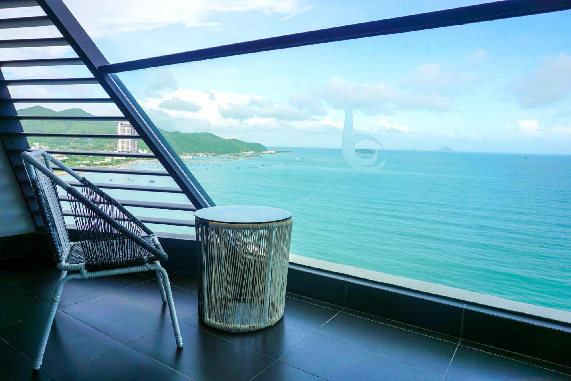 Boton Blue Hotel & Spa Nha Trang Exterior photo